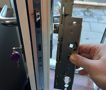 Replacement uPVC door mechanism